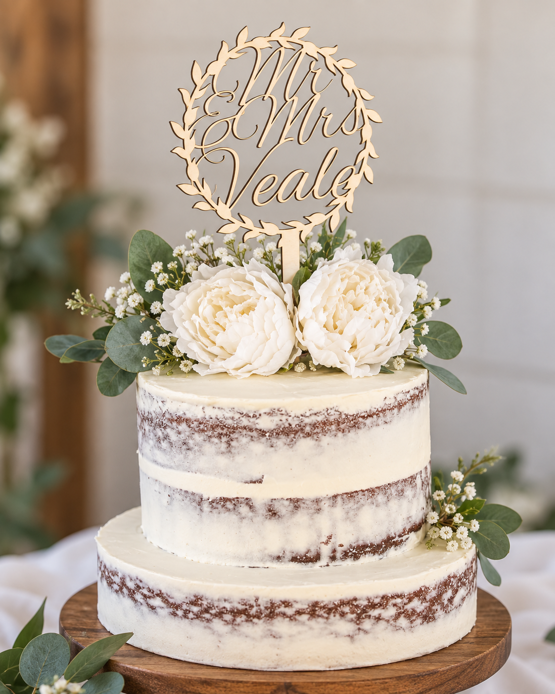 Single layer wooden cake topper